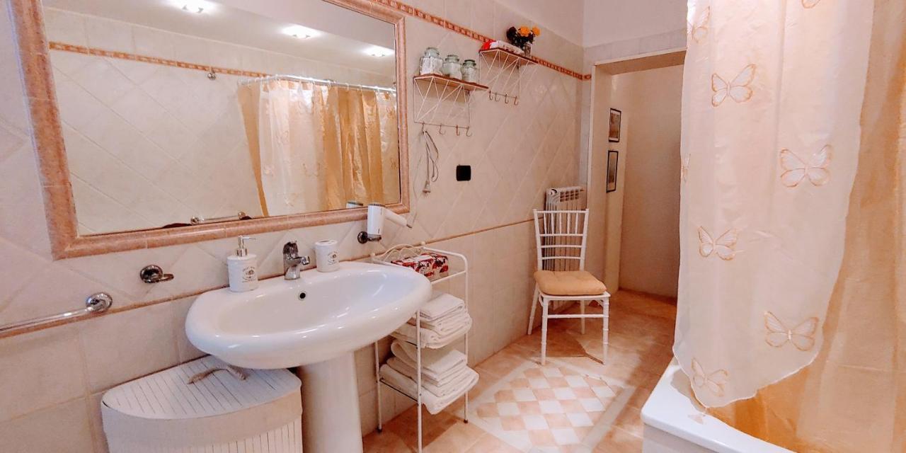 Nonna Tina In Centro Citta Apartment Foligno Ngoại thất bức ảnh