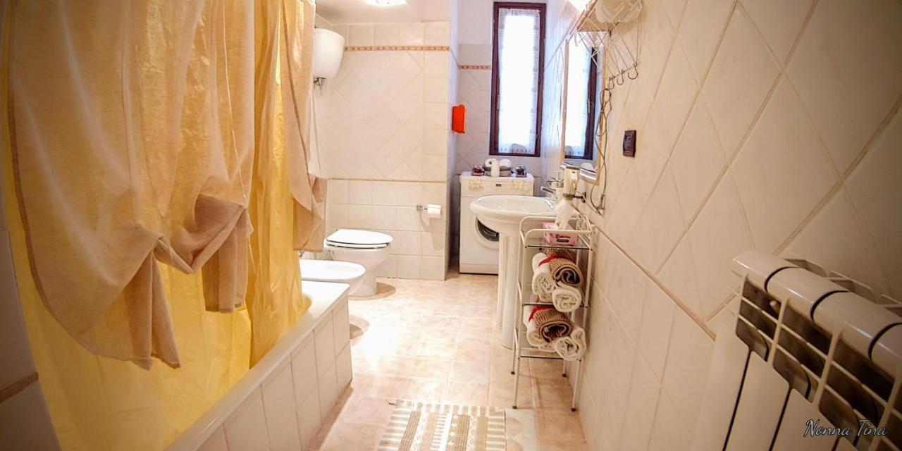 Nonna Tina In Centro Citta Apartment Foligno Ngoại thất bức ảnh